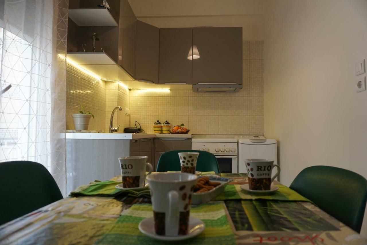 Afrodite'S Apartment アテネ エクステリア 写真